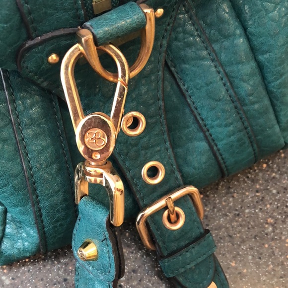 Jessica Simpson purse - Picture 6 of 16